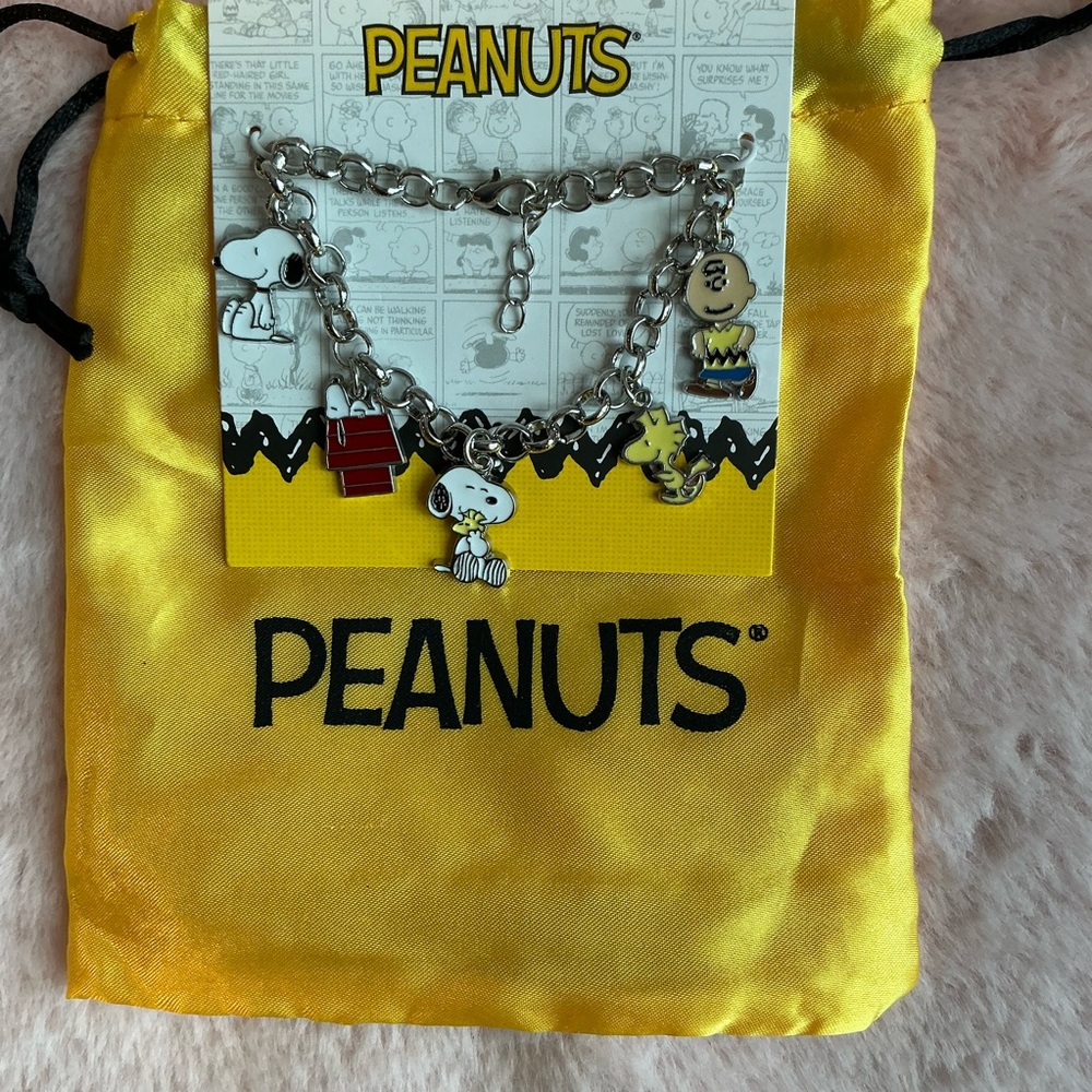 Peanuts Snoopy, Woodstock, Charlie Brown Charm Bracelet